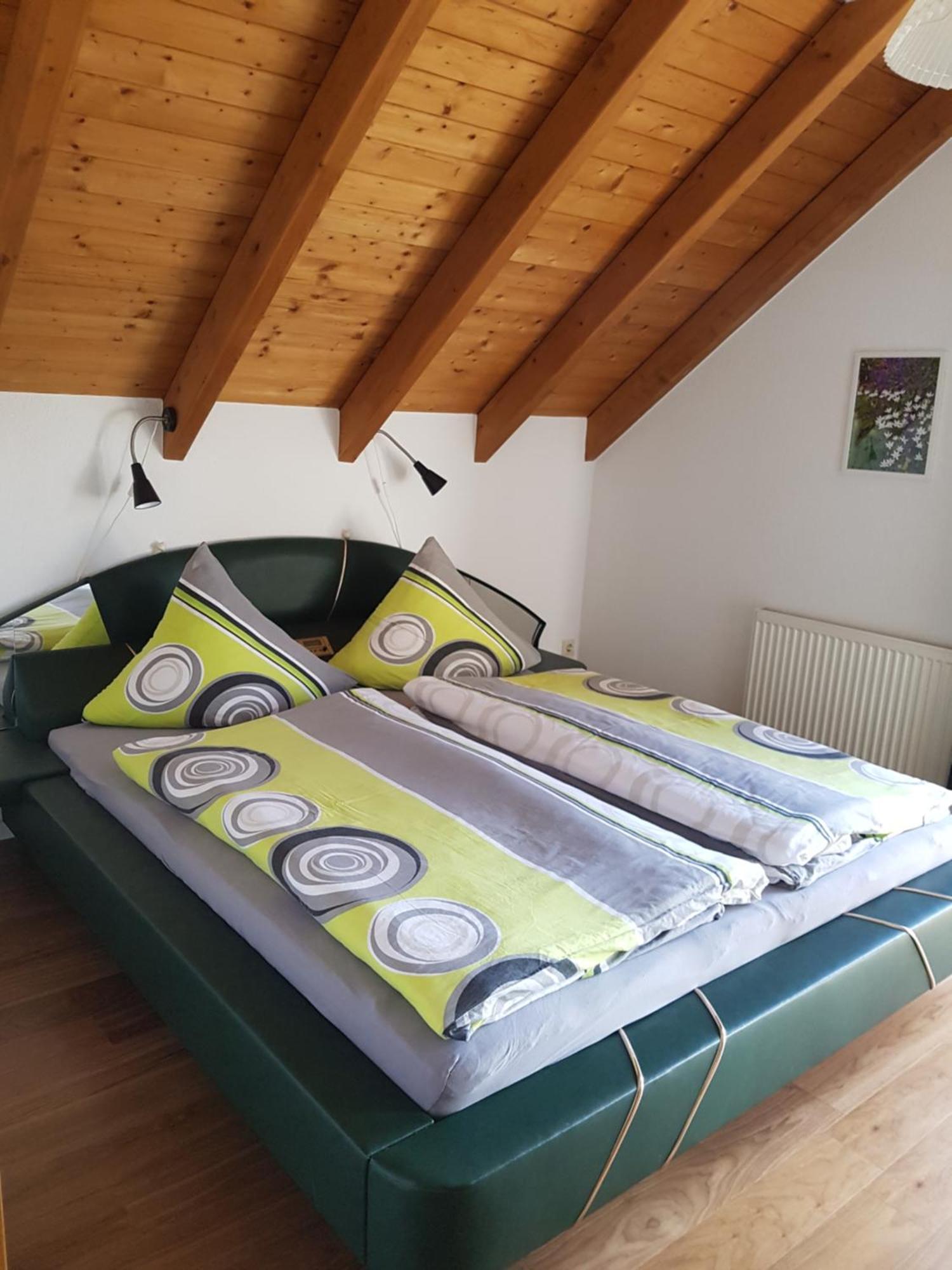 Gemuetliche Ferienwohnung Im Schoenen Erzgebirge - Wohnung Fruehling アイベンシュトック エクステリア 写真